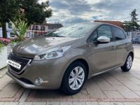 Peugeot 208 active 114 366 kms 2015 gps - <small></small> 7.990 € <small>TTC</small> - #5