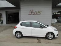 Peugeot 208 active 1.6 HDI Blanc - <small></small> 12.500 € <small>TTC</small> - #1