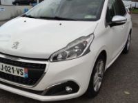 Peugeot 208 Affaire 110ch Allure Business EAT sté - <small></small> 7.980 € <small>TTC</small> - #1