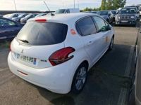 Peugeot 208 Affaire 110ch E6.c Allure Business EAT6 5p - <small></small> 7.980 € <small>TTC</small> - #3