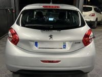 Peugeot 208 ALLURE 1.6 VTI 120 Cv PREMIERE MAIN / 45 200 Kms GPS TACTILE CRIT AIR 1 - GARANTIE 1 AN - <small></small> 8.970 € <small>TTC</small> - #4