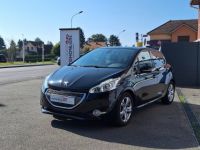 Peugeot 208 ALLURE 5P 1ERE MAIN DISTRI OK - <small></small> 7.490 € <small>TTC</small> - #3