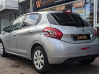 Peugeot 208 GENERATION-I 1.0 VTI 70 LIKE - <small></small> 6.990 € <small>TTC</small> - #3