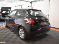 Peugeot 208 GENERATION-I 1.2 82ch ACTIVE COURROIE NEUVE IDEAL JEUNE CONDUCTEUR SUIVI GARANTIE 6... - <small></small> 5.990 € <small>TTC</small> - #3