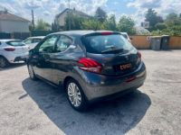 Peugeot 208 GENERATION-I 1.2 PURETECH 82 ALLURE - <small></small> 7.990 € <small>TTC</small> - #7