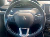 Peugeot 208 GENERATION-I 1.2 PURETECH 82 ALLURE - <small></small> 7.990 € <small>TTC</small> - #14