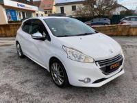 Peugeot 208 GENERATION-I 1.6 155CH MOTEUR A CHAINE FELINE XY - <small></small> 7.990 € <small>TTC</small> - #7