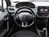 Peugeot 208 GENERATION-I 1.6 BLUEHDI 100 CH STYLE + CARPLAY - <small></small> 8.989 € <small>TTC</small> - #18