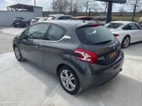 Peugeot 208 GENERATION-I 1.6 VTI 120 ch ALLURE 1 ERE MAIN + ENTRETIEN - <small></small> 8.489 € <small>TTC</small> - #3