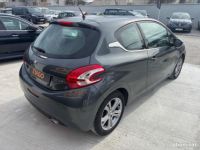 Peugeot 208 GENERATION-I 1.6 VTI 120 ch ALLURE 1 ERE MAIN + ENTRETIEN - <small></small> 8.489 € <small>TTC</small> - #5