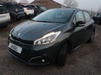 Peugeot 208 II ACTIVE 82 CV SPORT GPS MIROR LINK CLIM CAMÉRA MP3 TOIT PANO USB JA 16 RÉGULATEUR - <small></small> 7.990 € <small>TTC</small> - #4