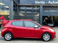 Peugeot 208 PHASE 2 LIKE 1.2 68 Cv REGULATEUR LIMITEUR BLUETOOTH 54 700 Kms CRIT AIR 1 Garantie 1 an - <small></small> 7.970 € <small>TTC</small> - #7