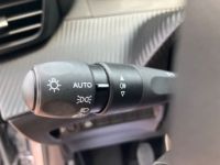 Peugeot 208 PureTech 100 BV6 STYLE GPS Caméra LEDS JA 16 - <small></small> 18.450 € <small>TTC</small> - #20