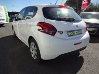 Peugeot 208 PureTech 68ch BVM5 Like - <small></small> 8.990 € <small>TTC</small> - #4