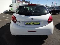 Peugeot 208 PureTech 68ch BVM5 Like - <small></small> 8.990 € <small>TTC</small> - #5