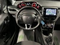 Peugeot 208 STYLE 1.2 82 Cv ECRAN TACTILE GPS BLUETOOTH REGULATEUR 22 400 Kms - Garantie 1 an - <small></small> 8.970 € <small>TTC</small> - #10