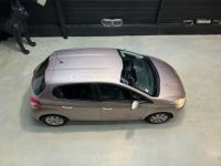 Peugeot 208 STYLE 1.2 VTi 82 cv BVM5 - <small></small> 7.990 € <small>TTC</small> - #48