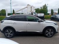 Peugeot 3008 1.2 130 CV ALLURE PACK EAT8 S&S - <small></small> 22.990 € <small>TTC</small> - #4