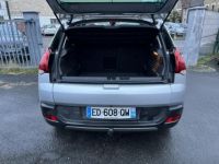 Peugeot 3008 1.2i PureTech S&S - 130 Allure Gps + Clim + Attelage - <small></small> 12.990 € <small>TTC</small> - #9