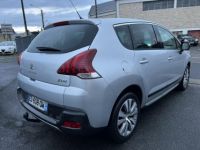 Peugeot 3008 1.2i PureTech S&S - 130 Allure Gps + Clim + Attelage - <small></small> 12.990 € <small>TTC</small> - #23