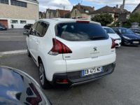 Peugeot 3008 1.6 BlueHDi S&S - 120 Allure Gps + Camera AR + Radar AR + Clim - <small></small> 12.990 € <small>TTC</small> - #3