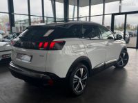 Peugeot 3008 Allure HDI 120 Toit ouvrant Camera 360° GPS LED Attelage 18 pouces 279-mois - <small></small> 17.990 € <small>TTC</small> - #2