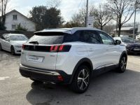 Peugeot 3008 GT Line 1.5 BlueHDi 130ch EAT 8 - Toit Ouvrant - Hayon Mains Libre - Chargeur Induction - - <small></small> 20.590 € <small>TTC</small> - #4