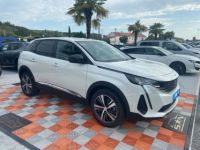 Peugeot 3008 Hybrid 136 e-DCS6 ALLURE PACK Caméra - <small></small> 31.450 € <small>TTC</small> - #3