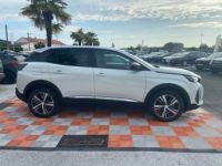 Peugeot 3008 Hybrid 136 e-DCS6 ALLURE PACK Caméra - <small></small> 31.450 € <small>TTC</small> - #4