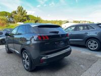 Peugeot 3008 Hybrid - 225ch - BV e-EAT8 - Allure Pack - <small></small> 25.490 € <small>TTC</small> - #14