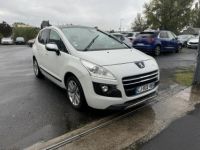 Peugeot 3008 HYbrid4 2.0 HDi FAP - 163 Bva + Electric 37ch HYbrid4 Gps + Radar AR + Toit panoramique - <small></small> 9.990 € <small>TTC</small> - #7