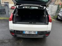 Peugeot 3008 HYbrid4 2.0 HDi FAP - 163 Bva + Electric 37ch HYbrid4 Gps + Radar AR + Toit panoramique - <small></small> 9.990 € <small>TTC</small> - #9