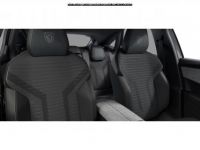 Peugeot 3008 III HYBRID 136 GT E-DCS6 - <small></small> 37.990 € <small></small> - #4