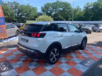 Peugeot 3008 PureTech 130 BV6 ALLURE - <small></small> 13.950 € <small>TTC</small> - #24