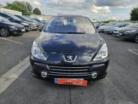 Peugeot 307 1.6 HDi 16v - 110 Exécutive Pack FAP - <small></small> 2.490 € <small>TTC</small> - #3