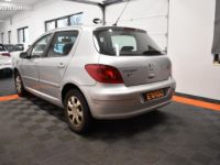 Peugeot 307 1.6 HDI 90 CH CONFORT SUIVI GARANTIE 6 A 60 MOIS - <small></small> 2.490 € <small>TTC</small> - #4