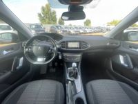 Peugeot 308 1.2 110ch Active Business 1erMain GPS CarPlay DistriNeuf TVA20% 8,250Euro H.T. - <small></small> 9.900 € <small>TTC</small> - #13