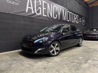 Peugeot 308 1.2 130 ch Feline EAT6 - <small></small> 8.990 € <small>TTC</small> - #1