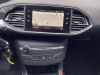 Peugeot 308 1.2 Allure AUTOMATIQUE-CLIM-GPS-CARPLAY-GARANTIE- - <small></small> 9.990 € <small>TTC</small> - #14