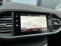 Peugeot 308 1.2 PureTech 110CH Active - CARPLAY / RADAR AR - <small></small> 7.490 € <small>TTC</small> - #13