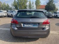 Peugeot 308 1.2 PureTech 110ch S&S Active Business 1erMain GPS CarPlay TVA20% 9,975€ H.T. - <small></small> 11.970 € <small>TTC</small> - #7
