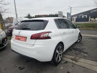 Peugeot 308 1.2 PureTech 130ch SetS BVM6 Féline - <small></small> 7.990 € <small>TTC</small> - #5