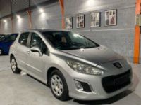 Peugeot 308 1.6 - <small></small> 5.890 € <small>TTC</small> - #1