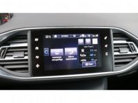 Peugeot 308 1.6 BlueHDi S&S - 100 II BERLINE Active PHASE 1 - <small></small> 9.900 € <small>TTC</small> - #46