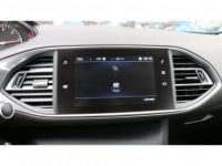 Peugeot 308 1.6 BlueHDi S&S - 120 II BERLINE Allure Business PHASE 2 - <small></small> 13.900 € <small>TTC</small> - #31