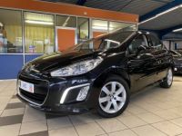 Peugeot 308 1.6 e-HDi112 FAP Allure 5p - <small></small> 4.990 € <small>TTC</small> - #1