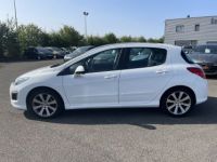 Peugeot 308 1.6 THP 156CH FELINE 5P - <small></small> 7.490 € <small>TTC</small> - #20