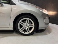 Peugeot 308 CC Sport Pack 1.6 HDi FAP - <small></small> 8.890 € <small>TTC</small> - #24