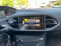 Peugeot 308 GENERATION-II 1.2 PURETECH 130 ALLURE START-STOP ( COURROIE DE DISTRIBUTION CHANGE ) - <small></small> 8.990 € <small>TTC</small> - #17