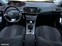 Peugeot 308 GENERATION-II 1.2 PURETECH 130 ALLURE START-STOP - <small></small> 10.989 € <small>TTC</small> - #15